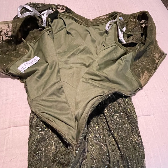 Mac Duggal 20282 Short Sleeve Embroidered Dress Gown Olive Sz 4 $798 - Picture 12 of 15